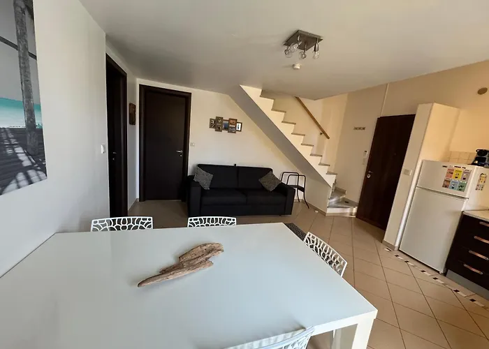 T3 Climatise Avec Vue Piscine *